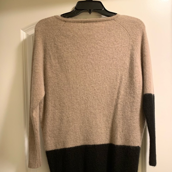 Aqua cashmere sweater - Picture 2 of 5